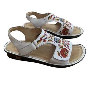 Alegria Women's Viki Floral White Needles Pins Orthotic Comfort Sandals - 9.5 US